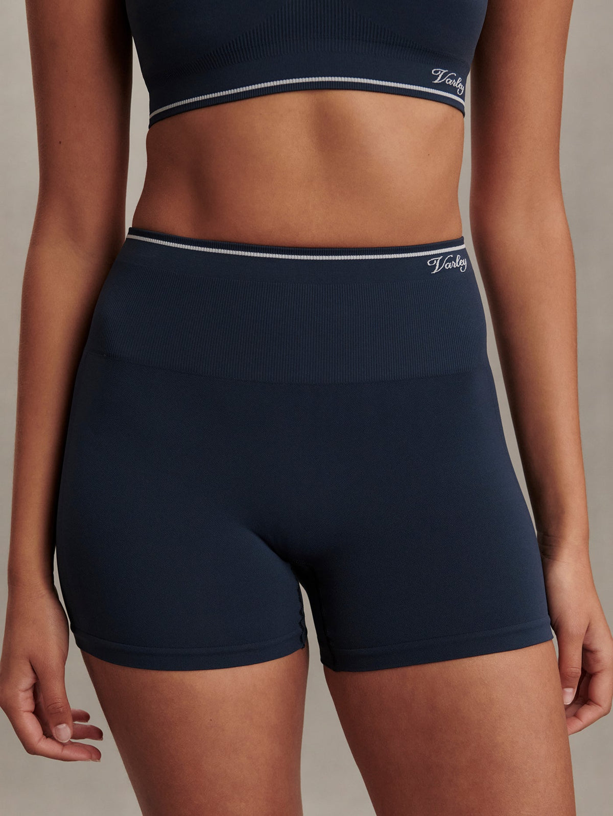 Varley Customer Favorite - Chihiro Seamless Shorts 4"