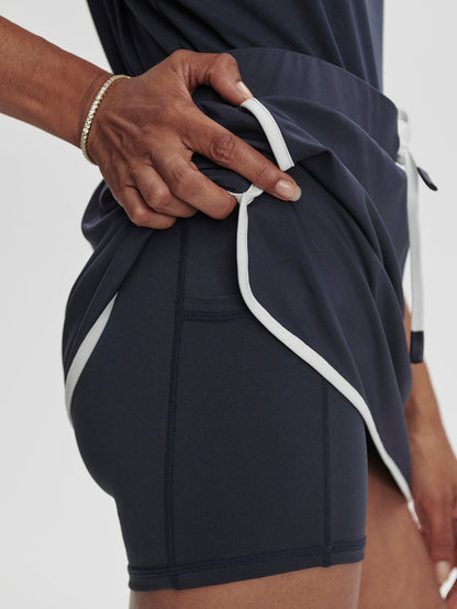 Varley Trending - Archer Mid Rise Skort 13.5