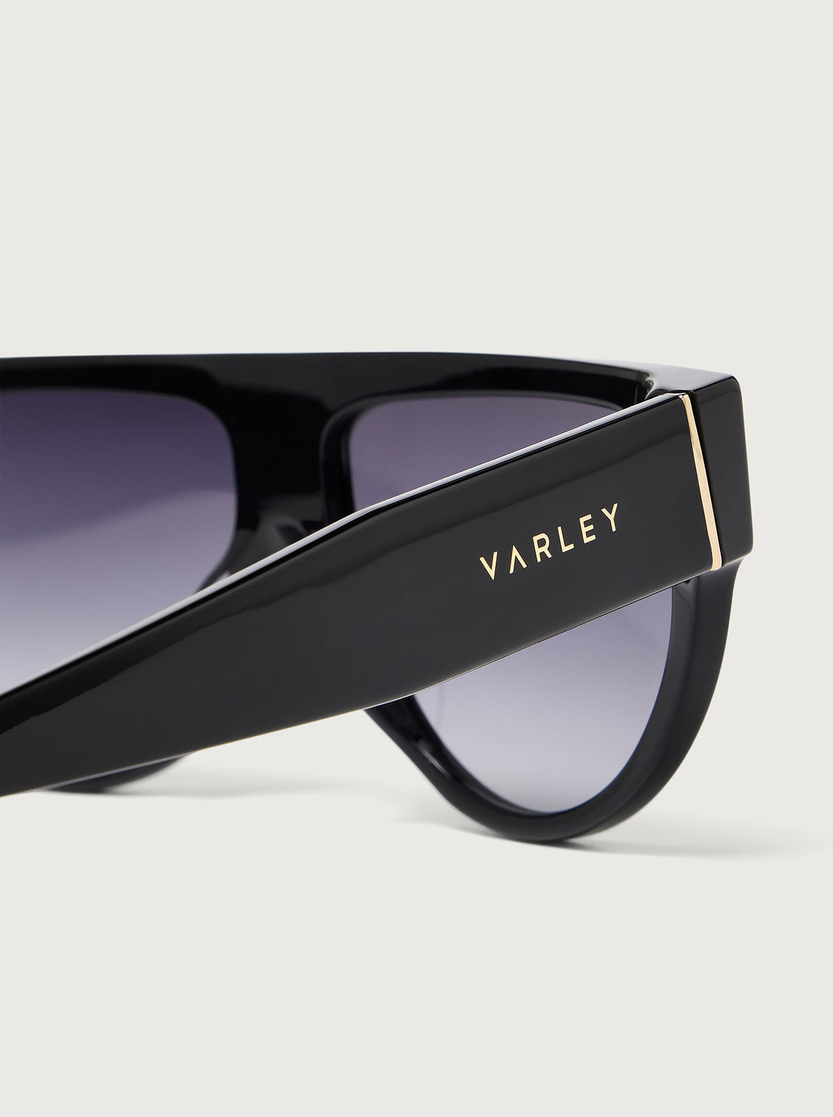 Varley Recommended - Dalling Oversize Sunglasses
