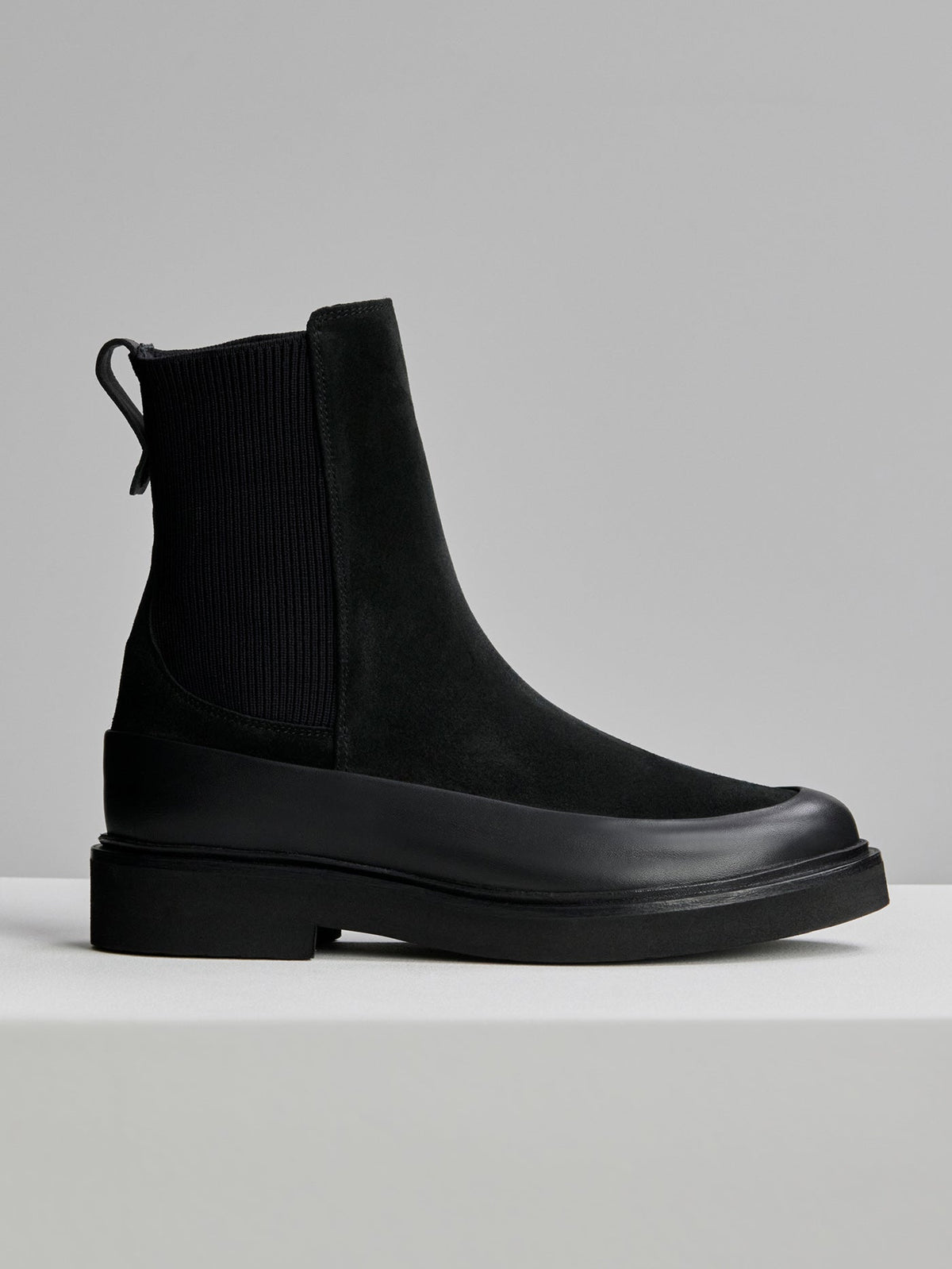 Varley Discount - Eileen Chelsea Boot