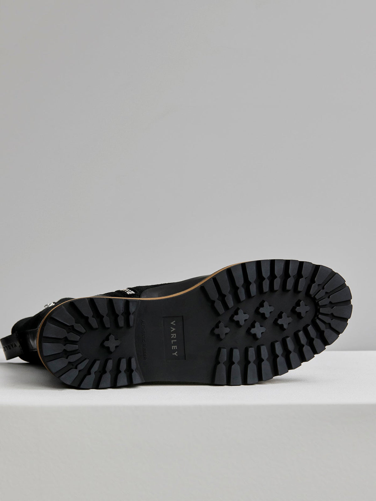 Varley Exclusive - Calsen Lug Sole Boot