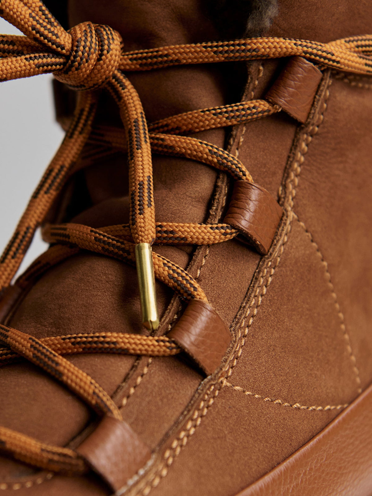 Varley Smart Buy - Selva Alpine Ankle Boot