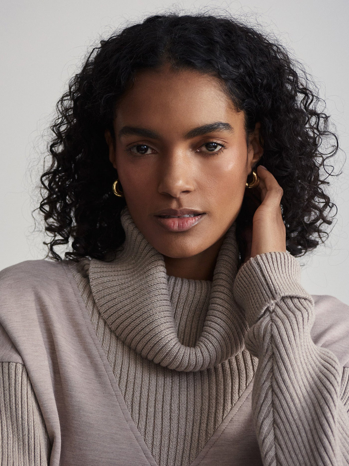 Varley Smart Buy - Hannah Cowl Neck Sweat